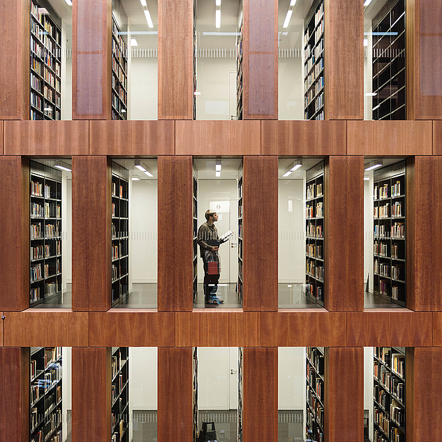 Im Grimm-Zentrum der HU Im Grimm-Zentrum der HU